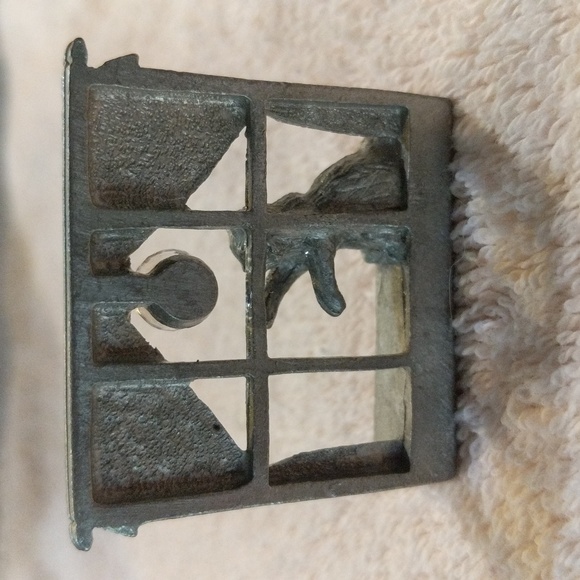 Spoontiques Pewter Cat In The Window Playing with Crystal Ball Figurine - Picture 2 of 6